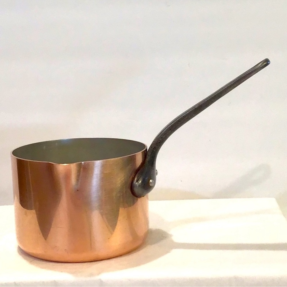 Pro Quality sauce pot by Baumalu, France EUC